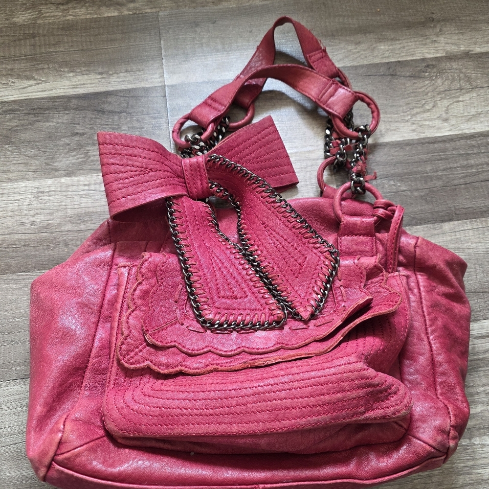 VIINCE CAMUTO rare Red Slouch Bag Bow Chain Strap Boho Designer 2000s Vintagr